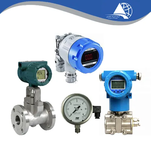 Flow transmitter or current transmitter